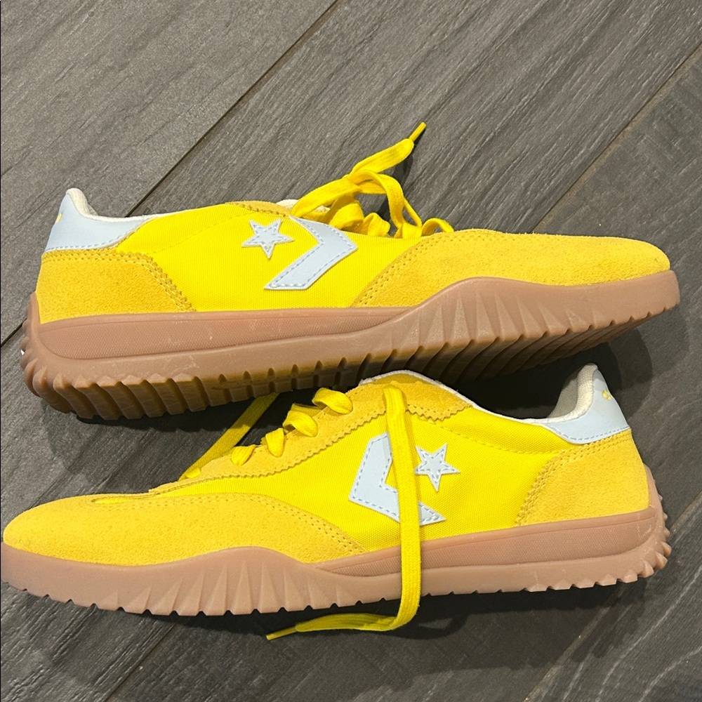 Converse Run Star Trainer Yellow Suede
